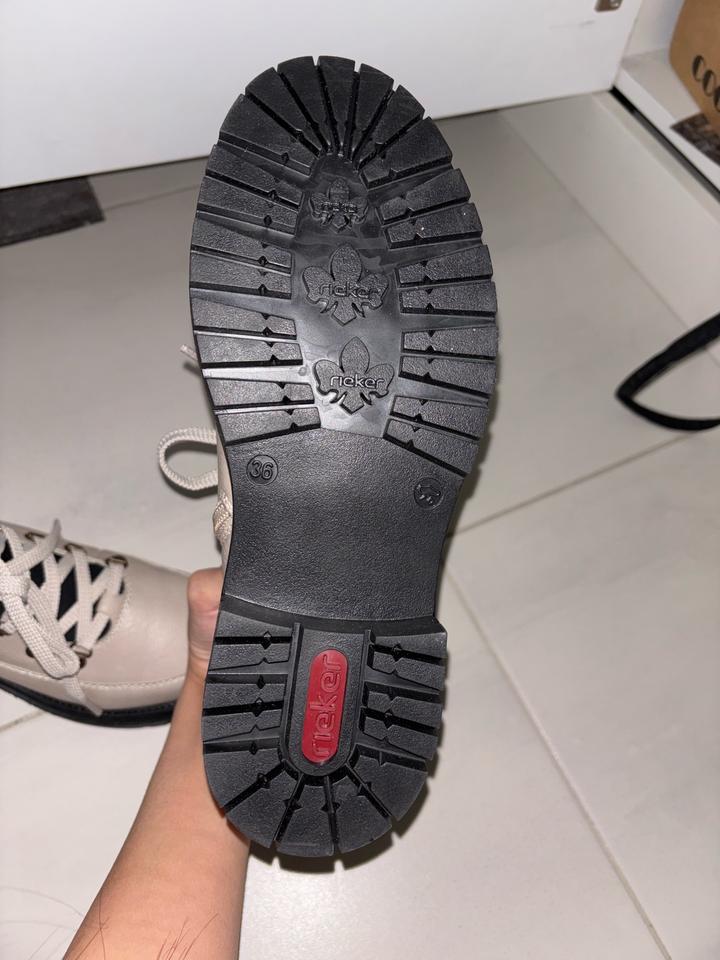 Женские ботинки Rieker из экокожи утепленные, бежевый