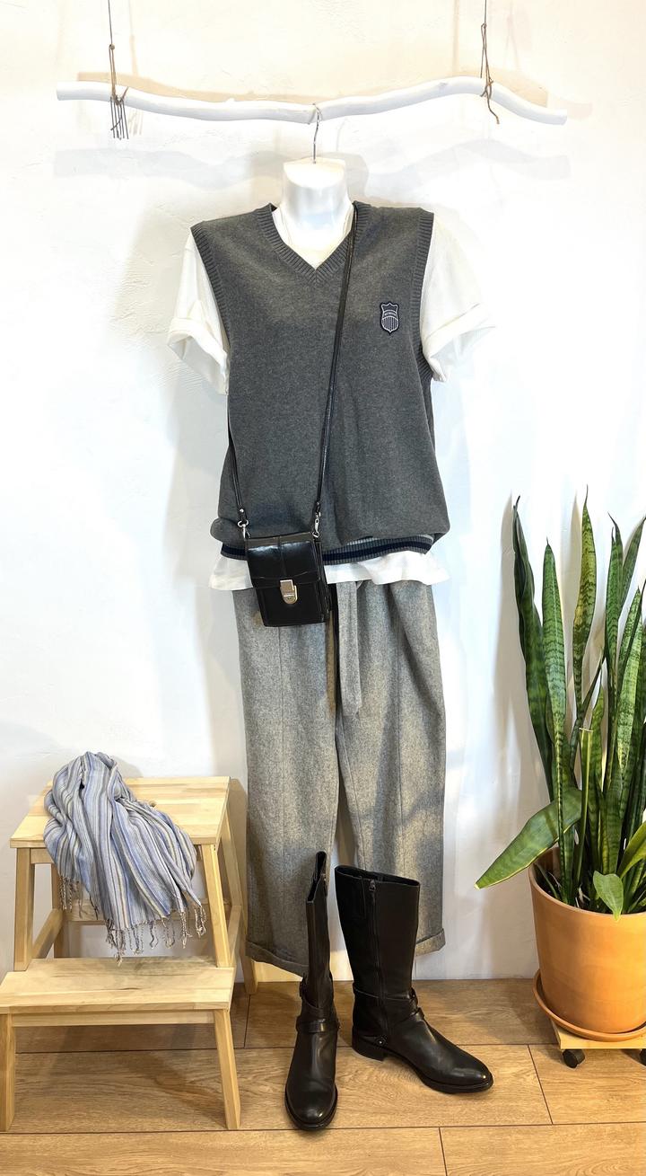 Жилетка серая