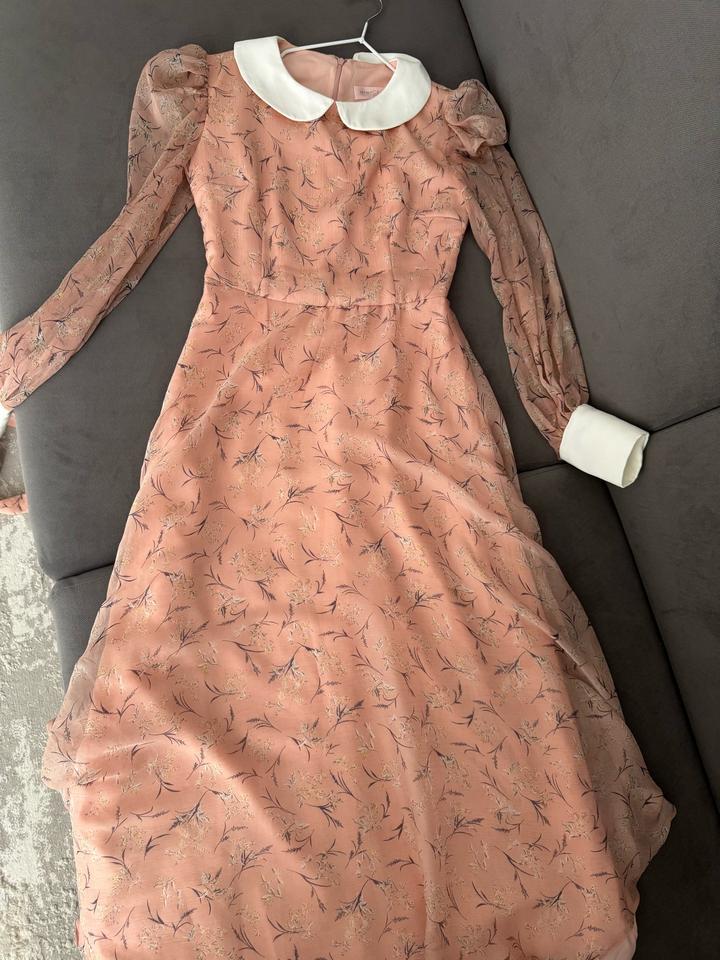 Нежное платье от secret store