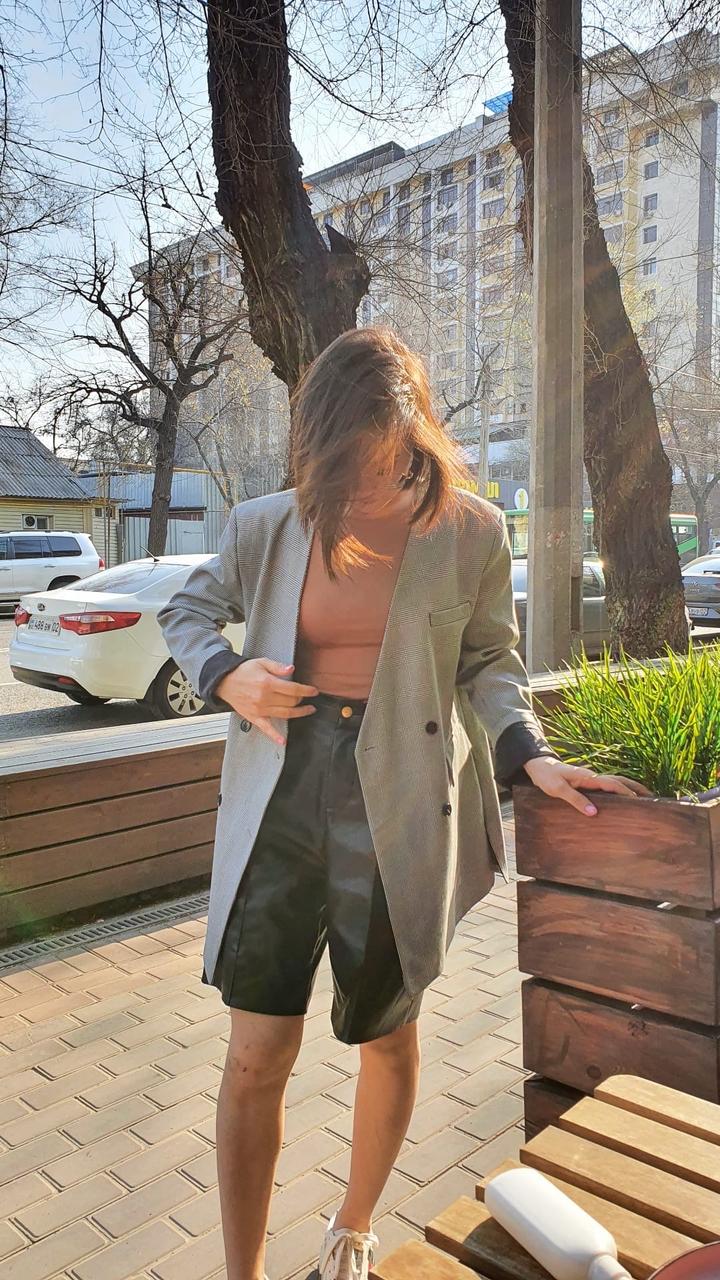 Боди бежевый