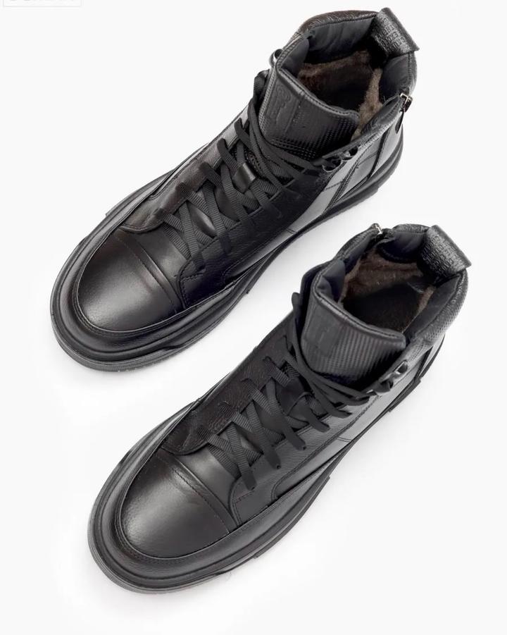 Ботинки 40 размер кожа мех в хорошем состоянии