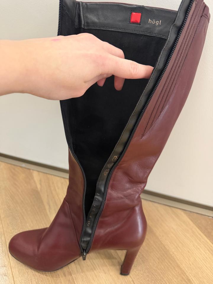 Бордовые сапоги HOGL
