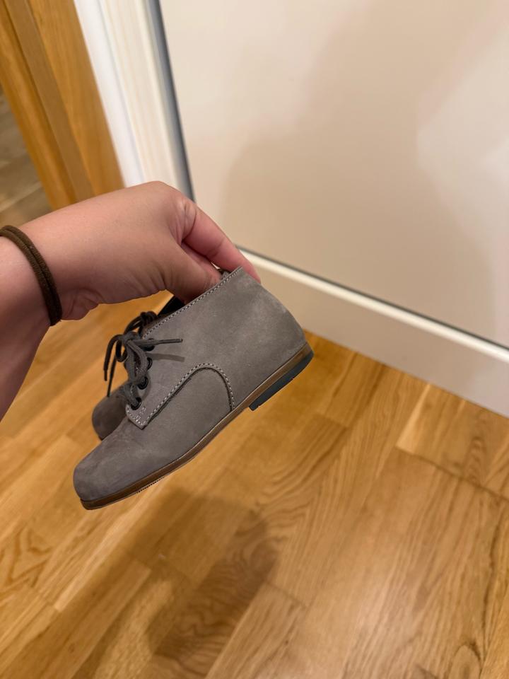 Демисезонная обувь для девочки Bonpoint