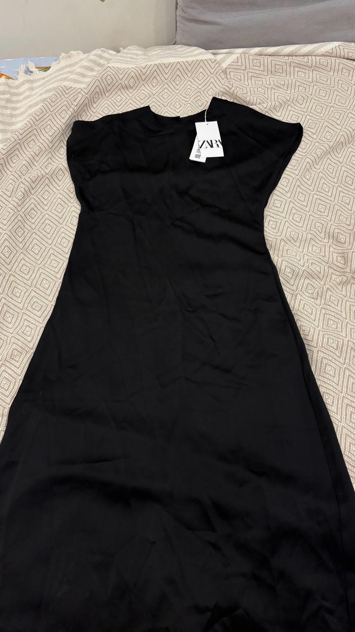 Атласное платье Zara