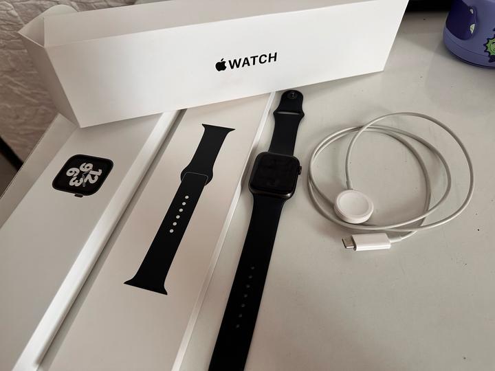 Apple Watch SE 44mm