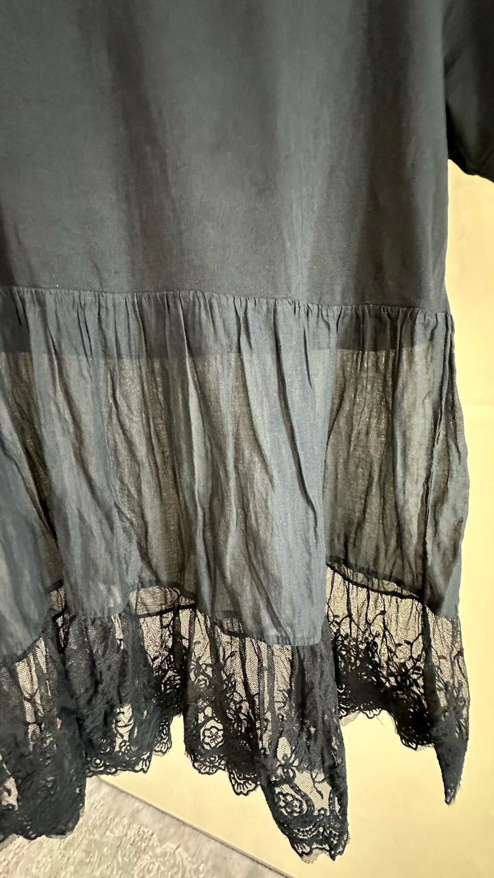 Шикарная удлиненная футболка оригинал с бутика Карл Лагерфельд