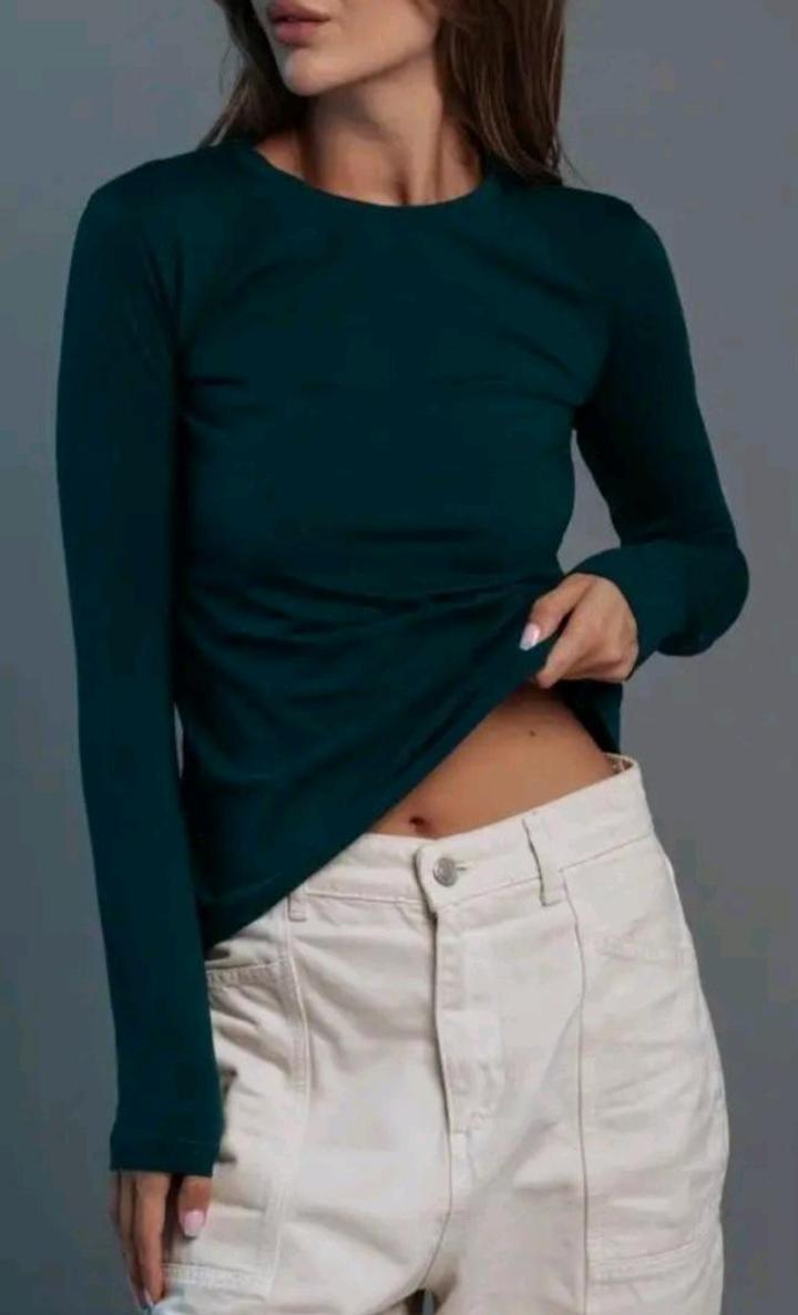 Новвй лонгслив