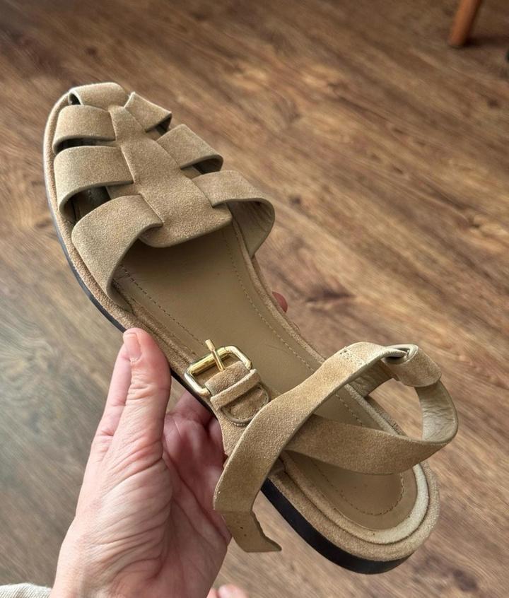 Сандали из натуральной замши ZARA