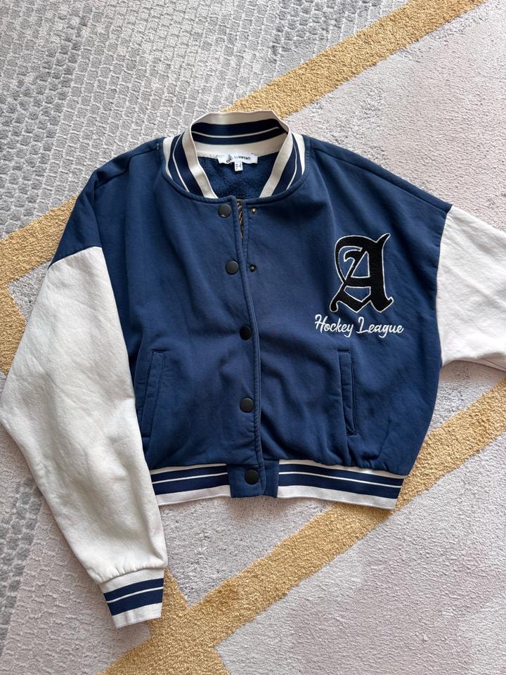 Бомбер от Koton