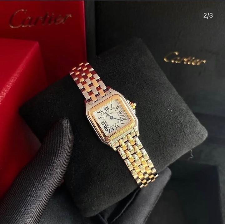 Часы от бренда Cartier