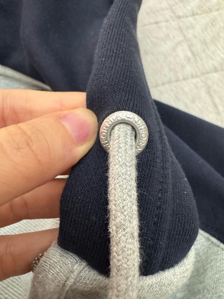 Двойка WHO.A.U