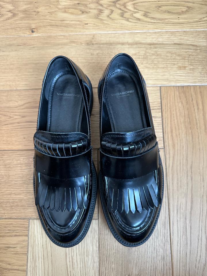 Лоферы из натуральной кожи VAGABOND