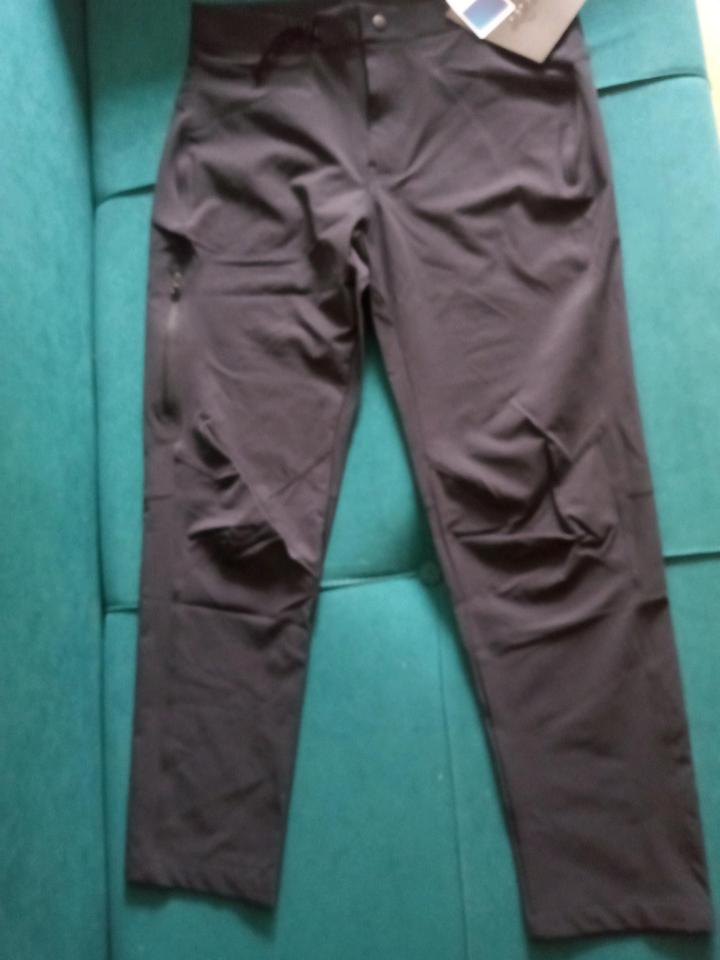 Брюки тёмно-синего цвета