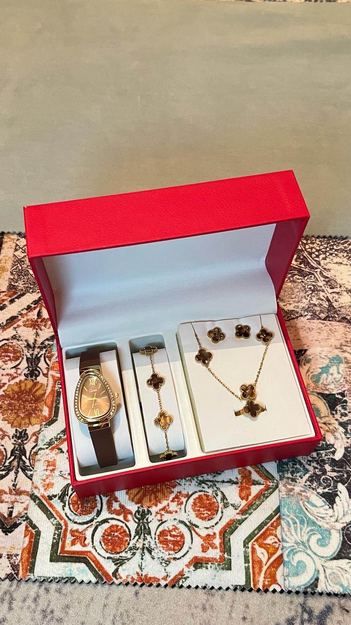 Набор украшений