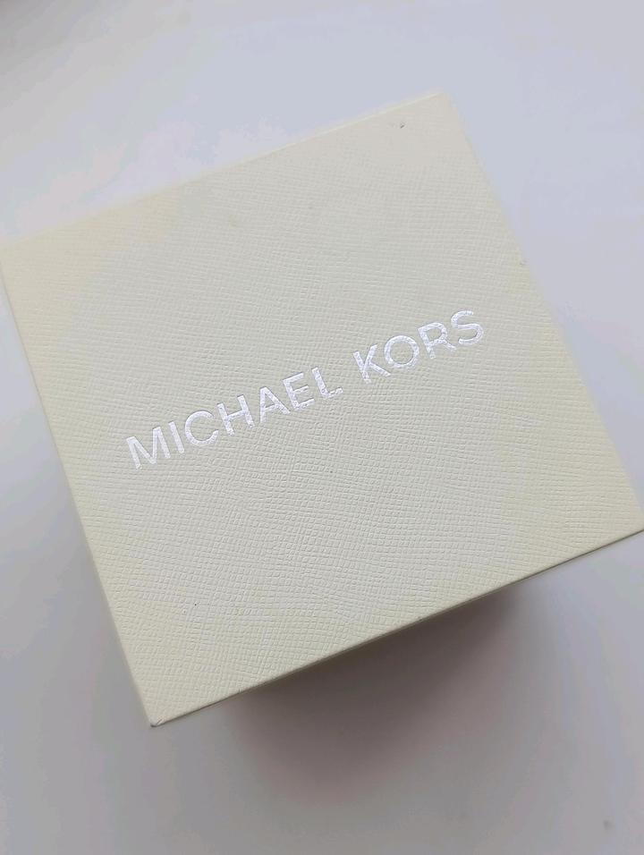 MICHAEL KORS