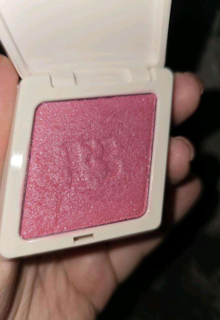 Fenty Beauty Fenty Cheeks Suede Powder Blush