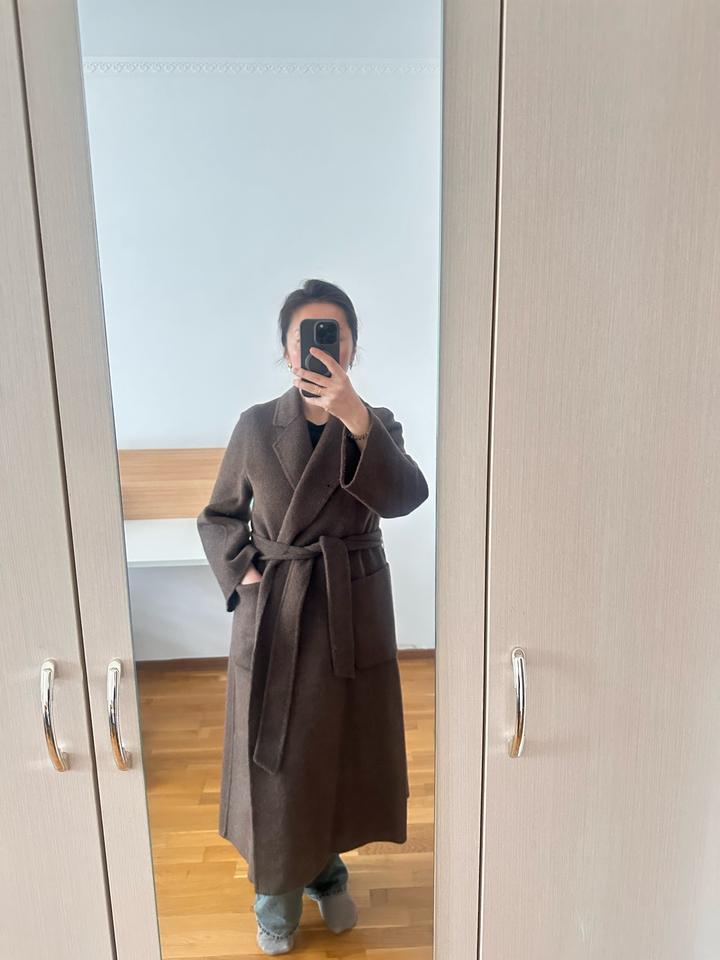 Пальто коричневое из шерсти