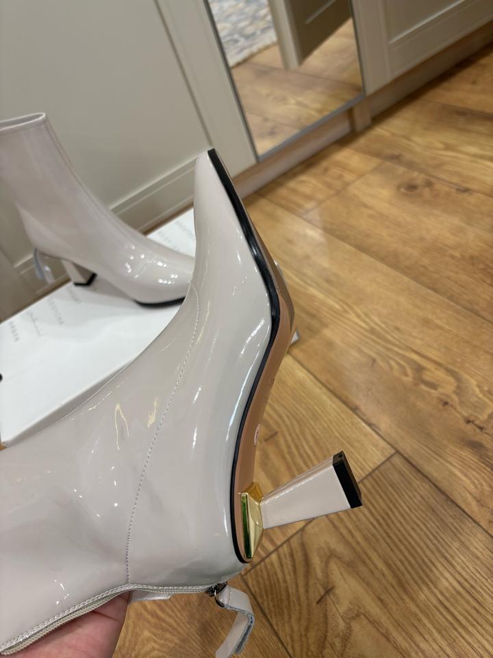 Полсапожки от Josiny