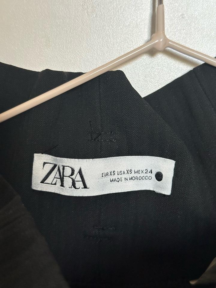 Стильные шорты ZARA