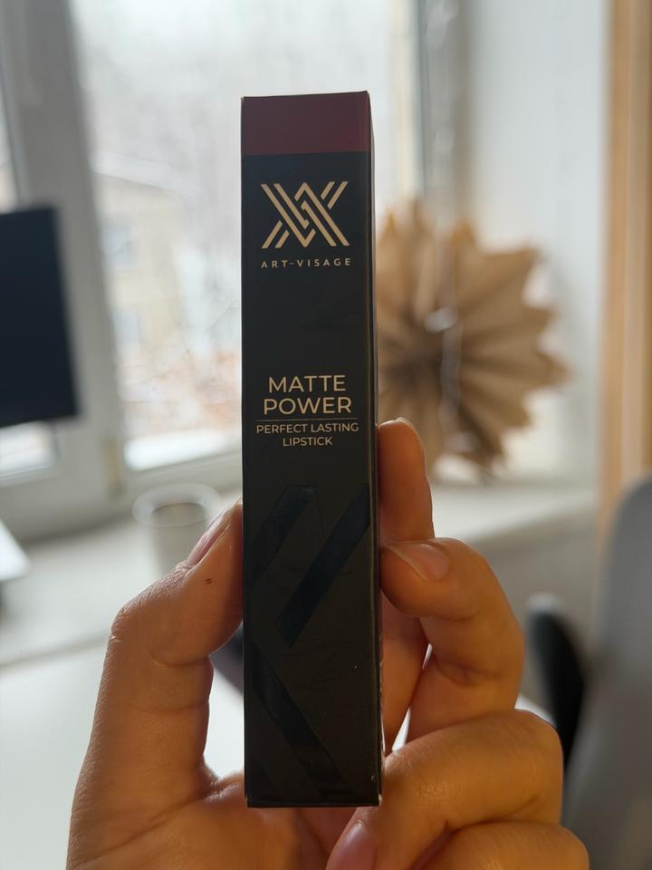 Стойкая губная помада art-visage