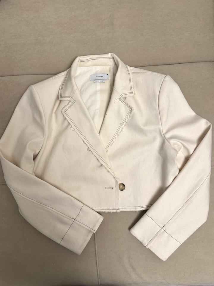 Укороченный пиджак