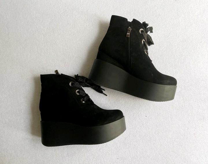 Ботинки ботильоны 38 размер на платформе искусственная замша