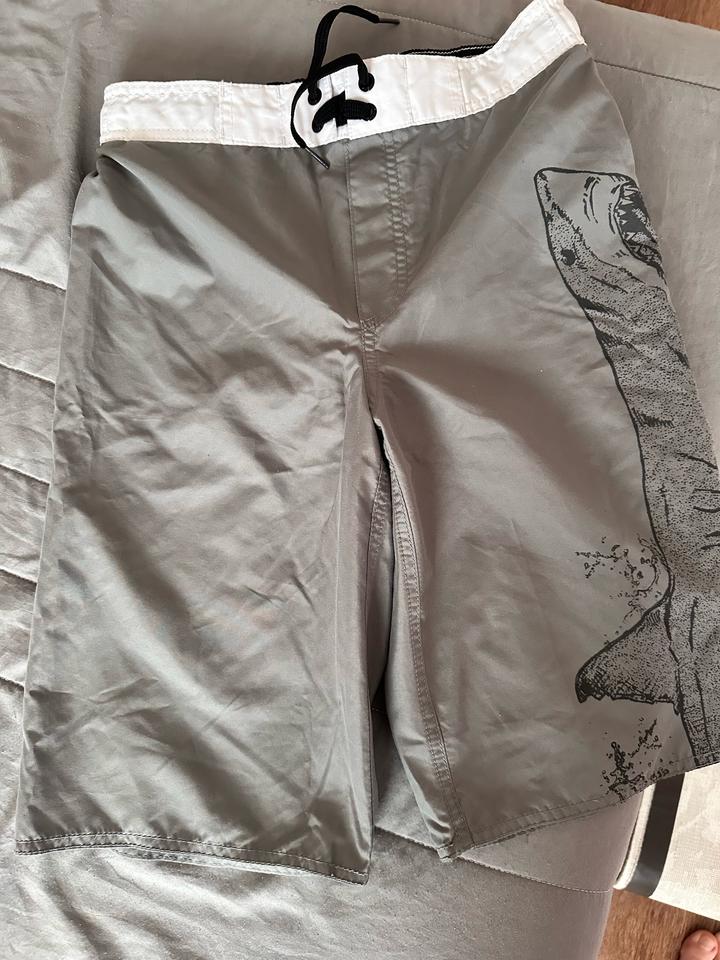 Шорты новые подростковые