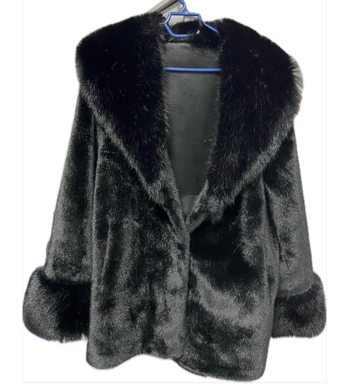 Легкая шубка