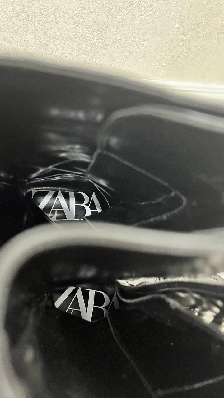 Продаются сапоги