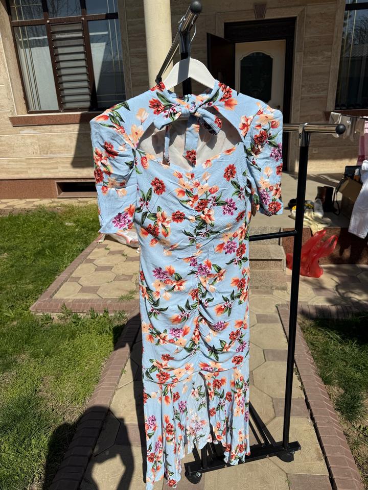 Платье на выход