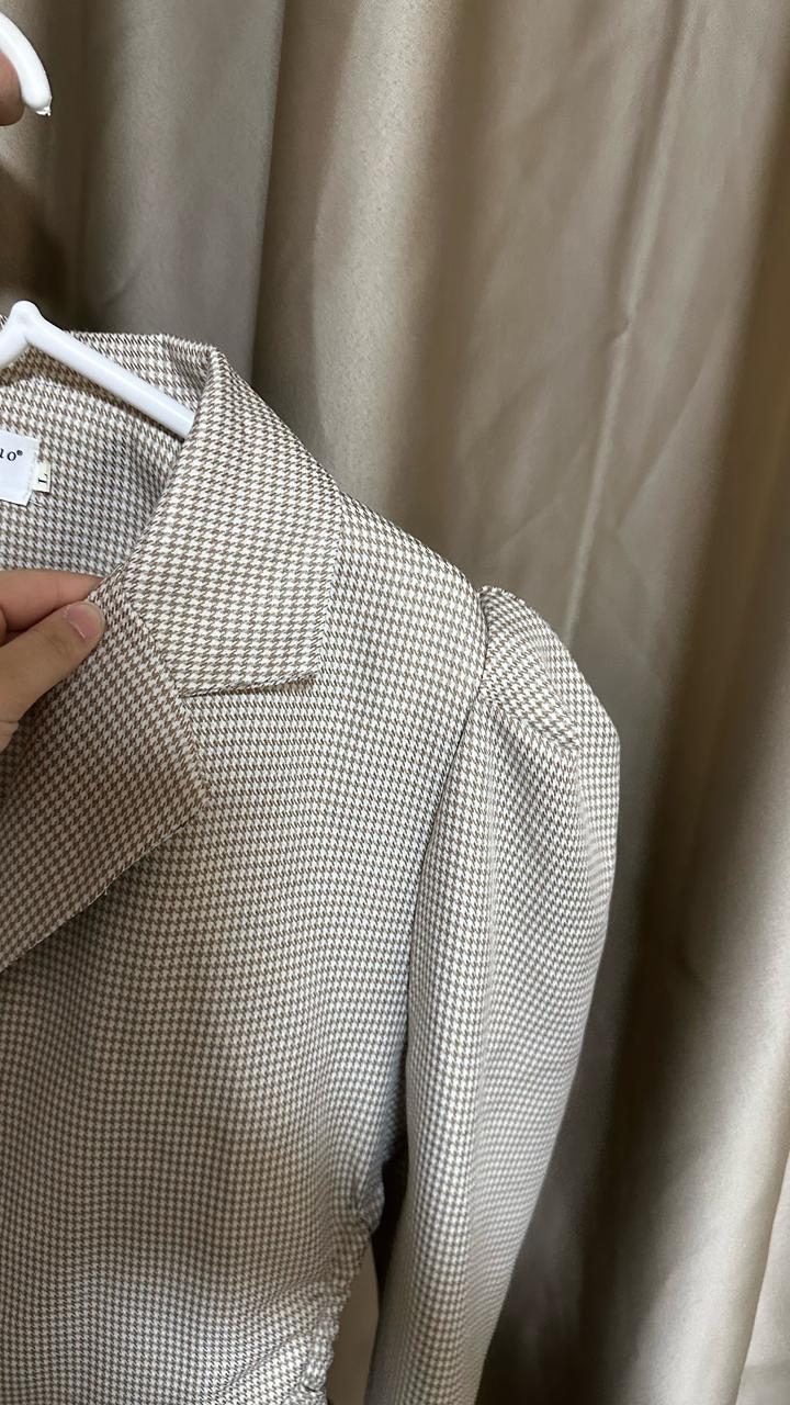 классическая двойка с открытыми боками