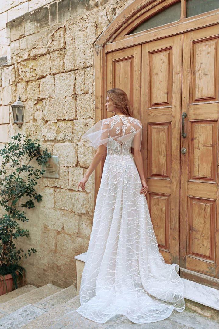 Свадебное платье от white swan wedding