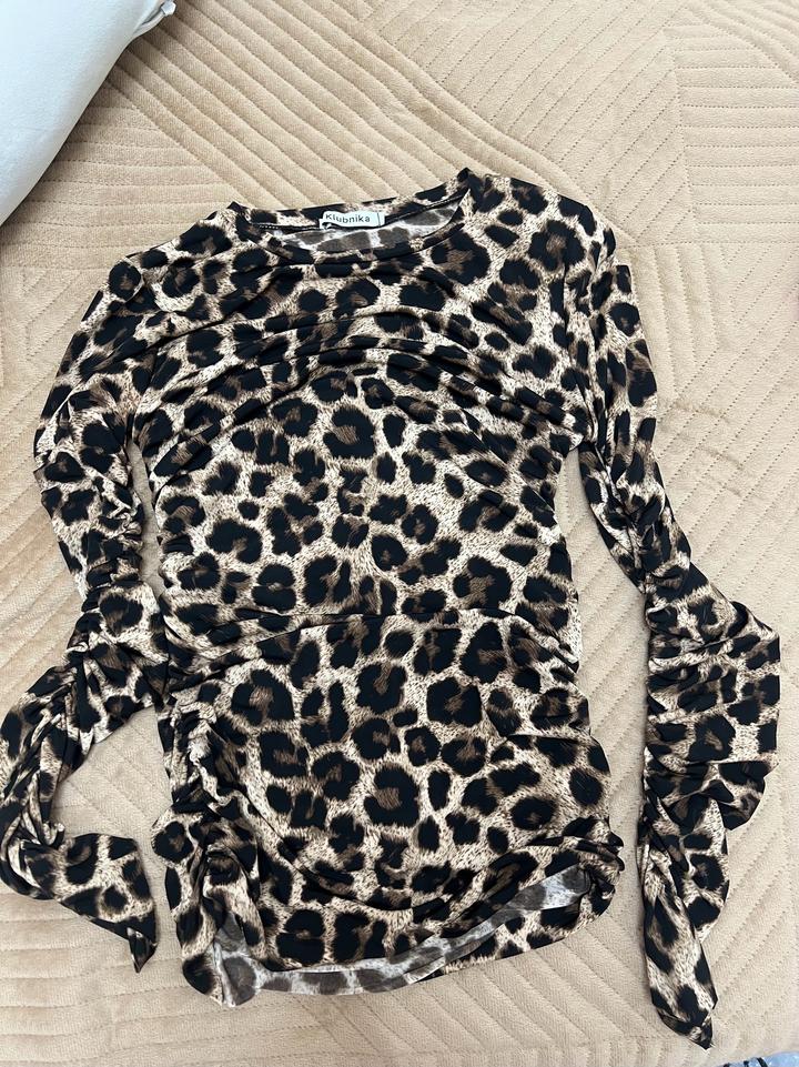Леопардовый лонгслив