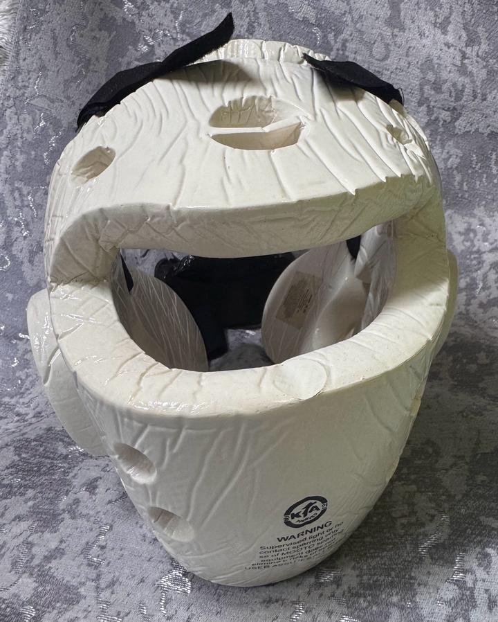 Шлем для карате