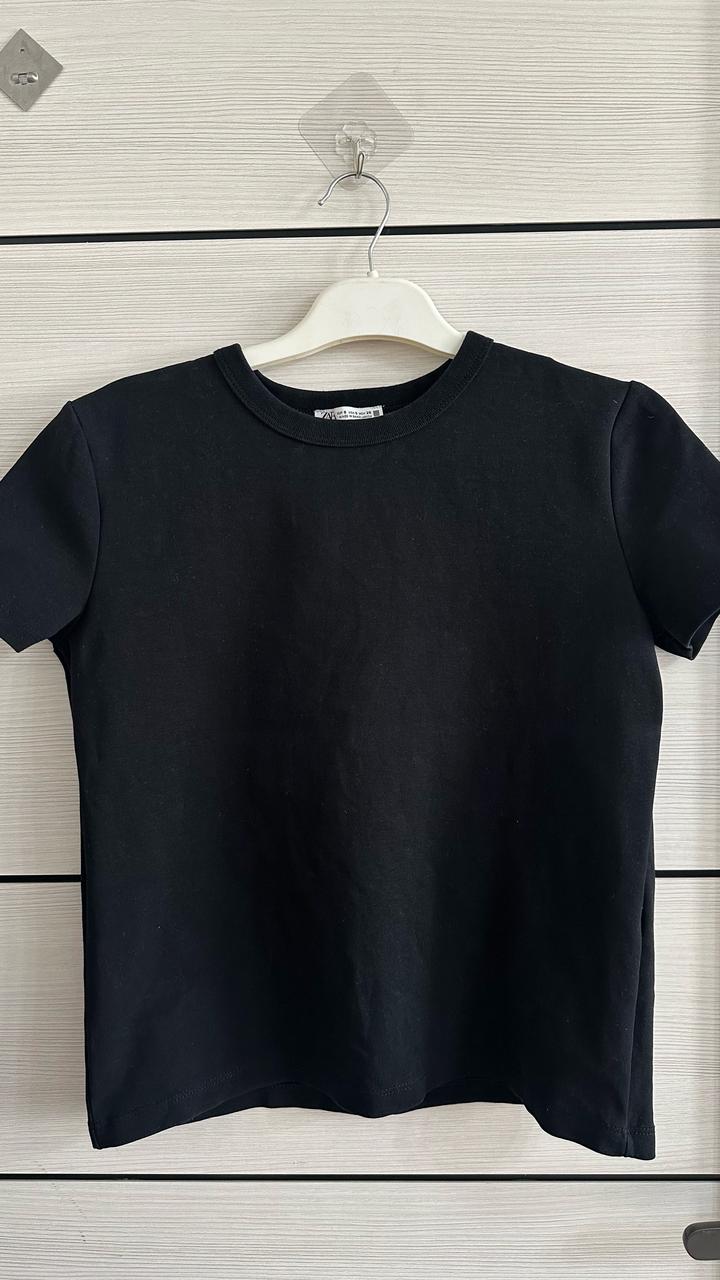 Базовая футболка Зара