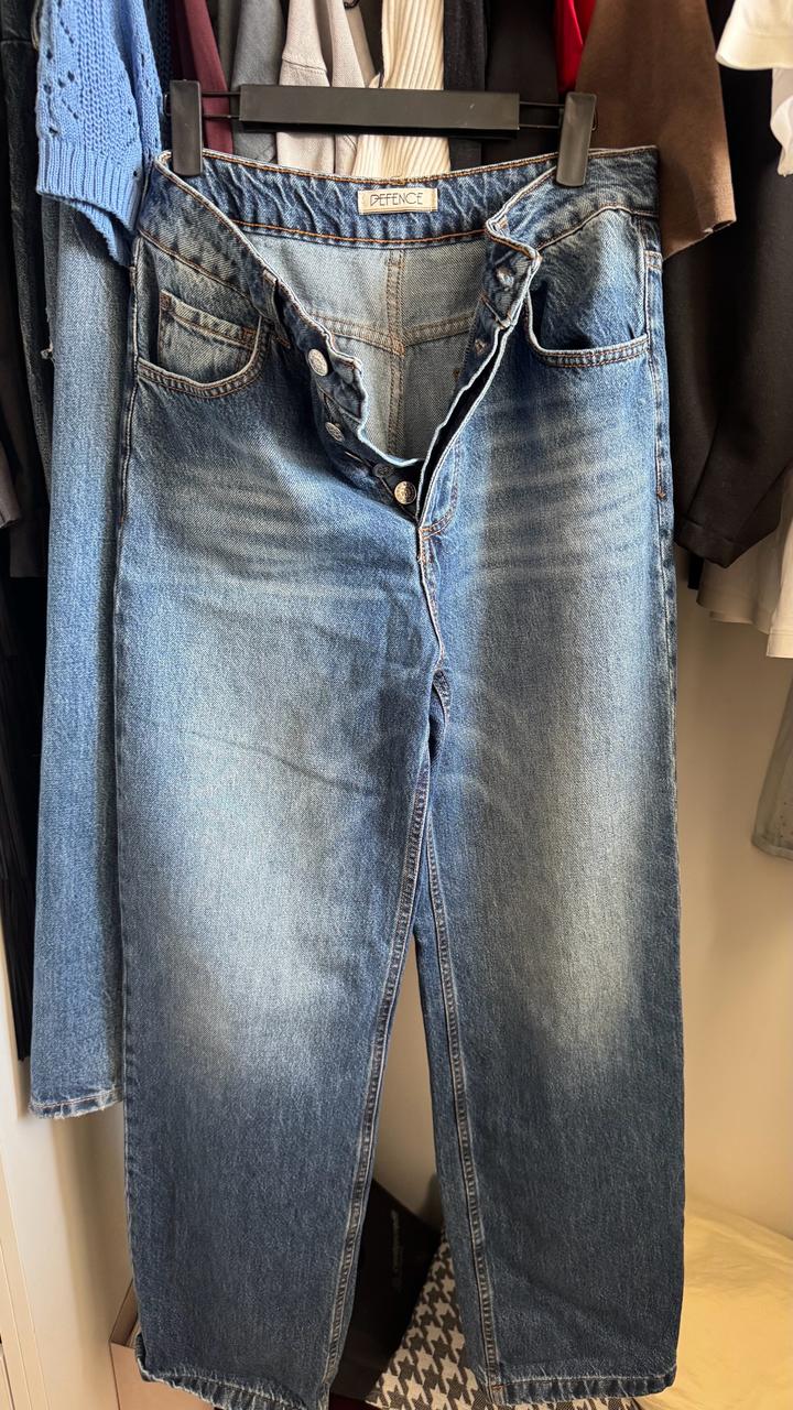 Джинсы покупала в Итальянском магазине