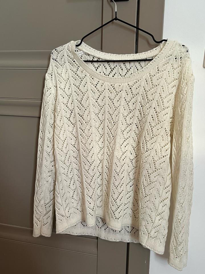 Вязанная кофта