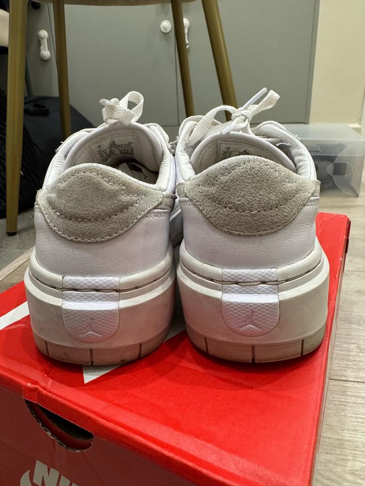 Кроссовки женские Найк