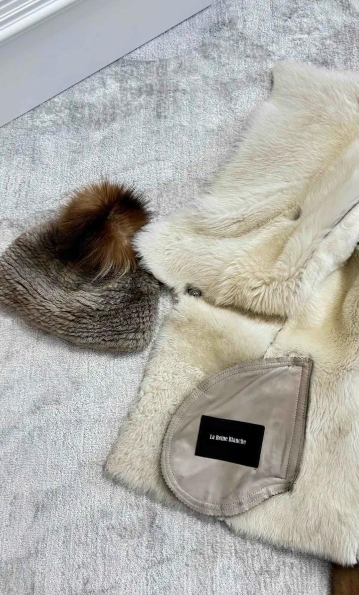 Женская дубленка рыжая