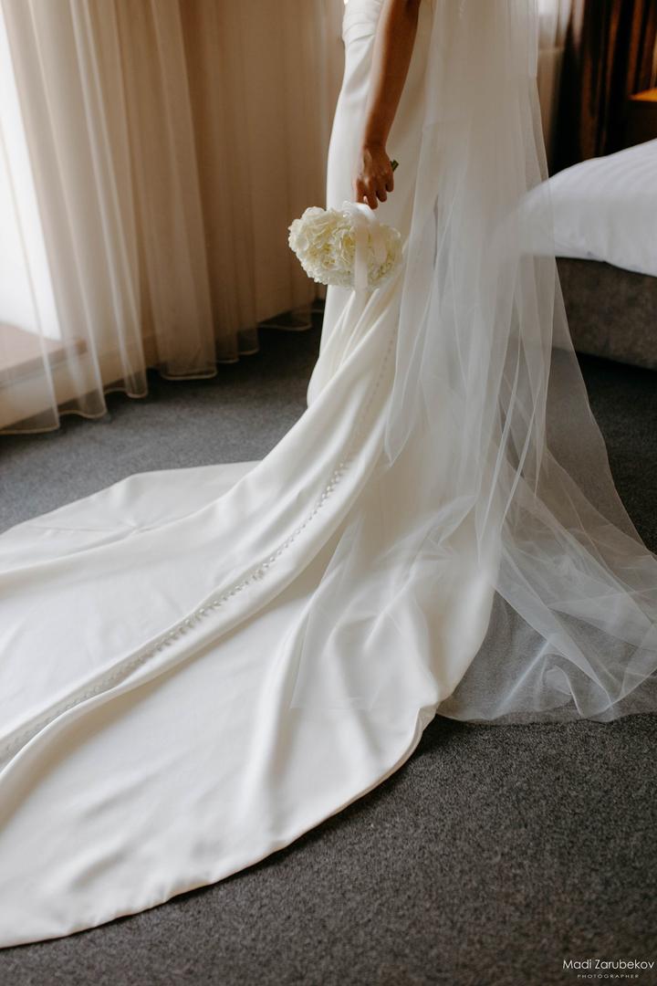 Свадебное платье WHITE SWAN