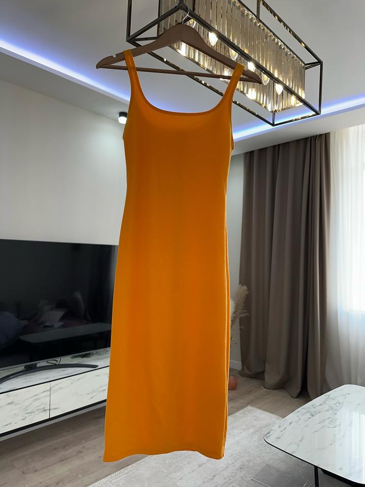 Желтое платье Zara