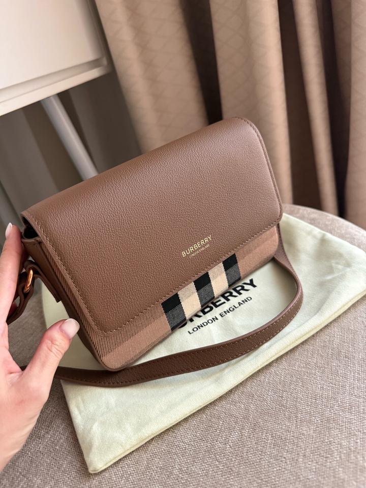 Сумка Burberry
