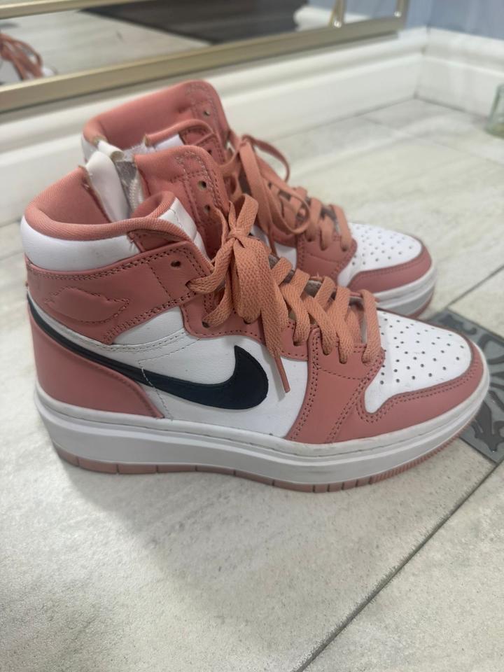 Кроссовки Nike Jordan