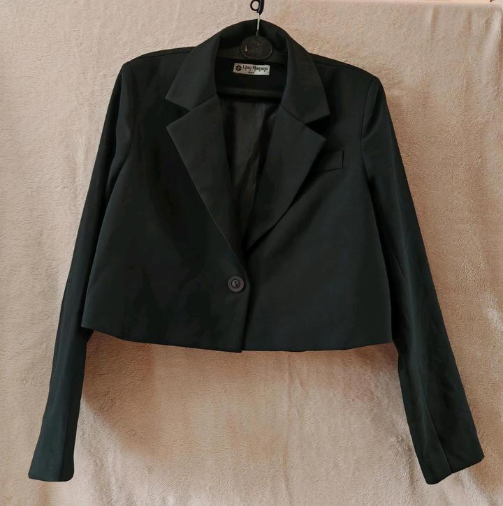 Укороченный жакет