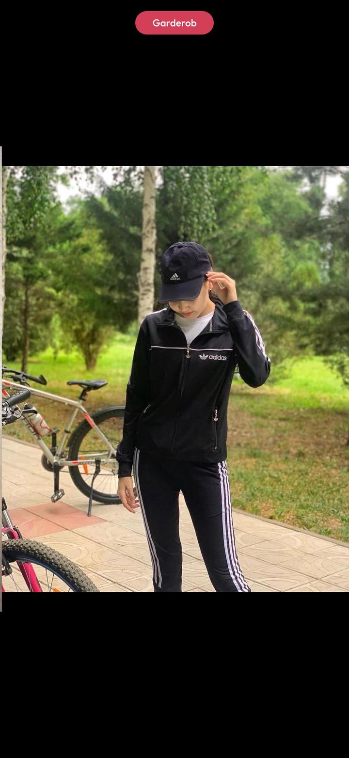 Спортивный костюм