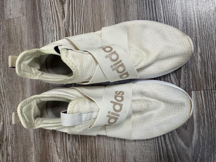 Кроссовки Adidas