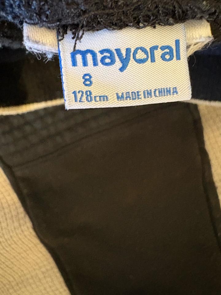 Спортивные штанишки от Mayoral