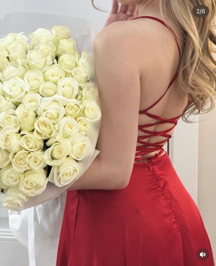 Красное платье