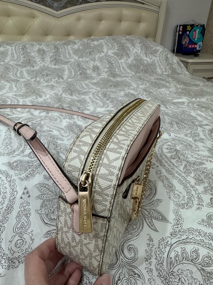 Сумка от Michael Kors