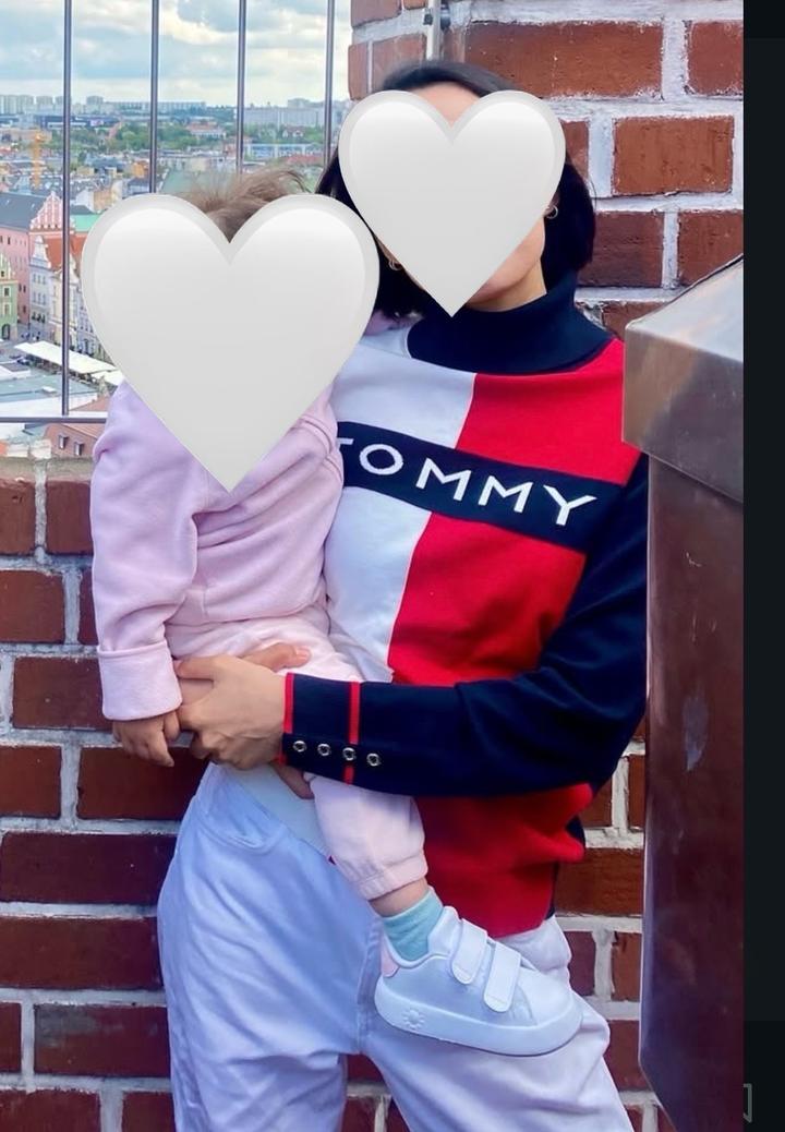 Темно-синий свитер Tommy Hilfiger